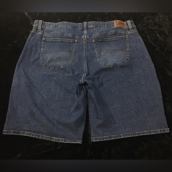 Lee - Bermuda Denim Mid Rise Shorts - Seattle Fog Blue - Size- 20M - Picture 3 of 6
